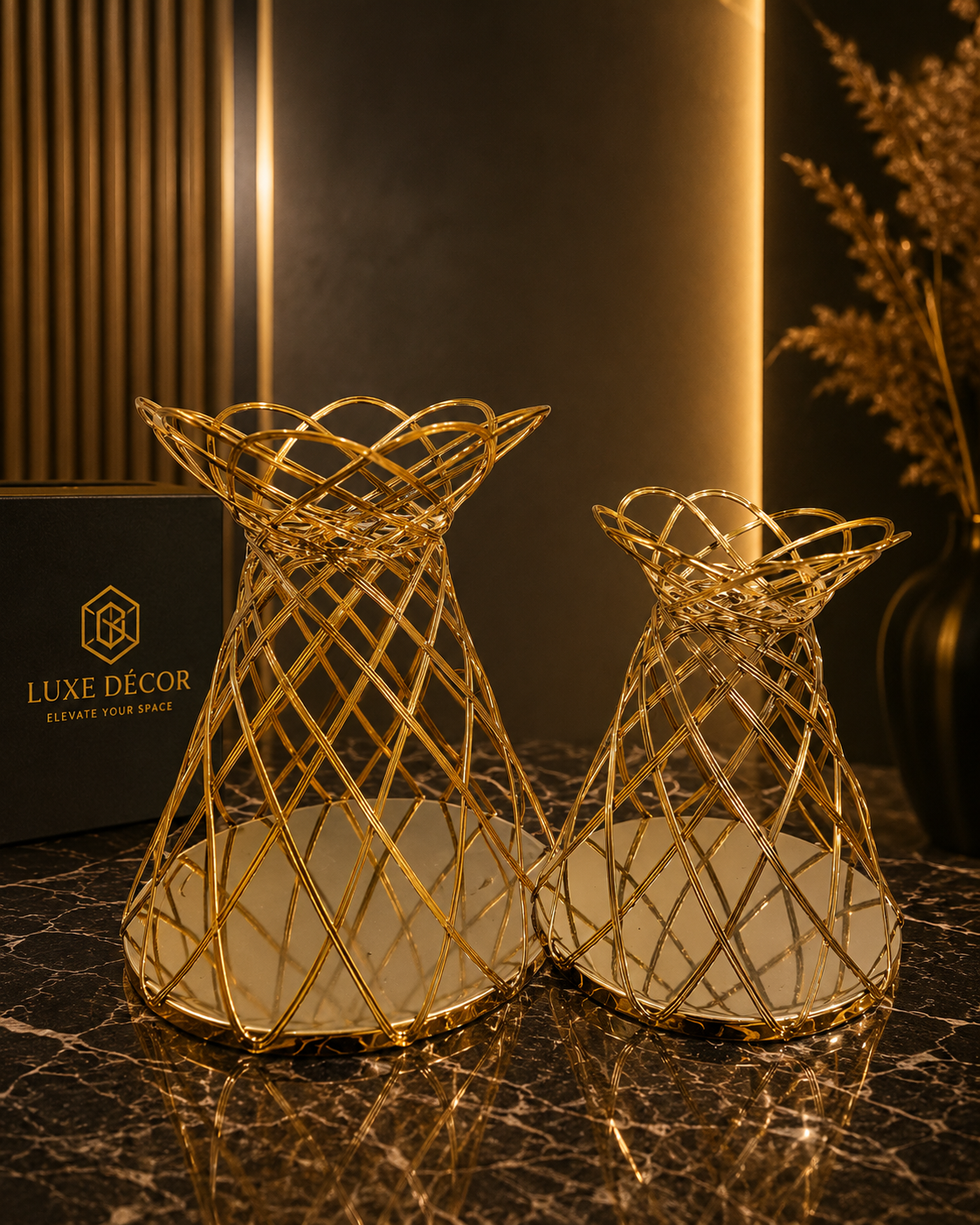 Luxe Metal Vase – Modern Decorative Table Centerpiece for Home & Office | 15x15x18cm